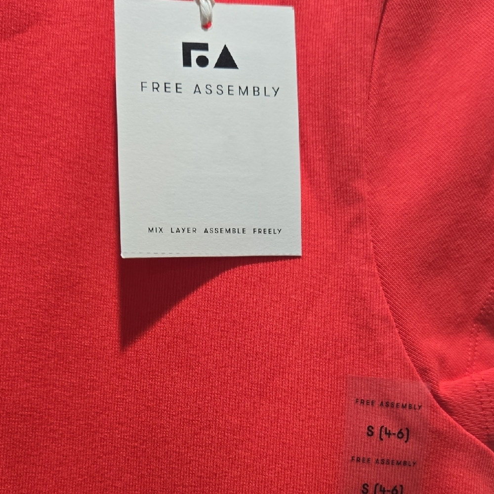 Vibrant Red Short Sleeve Women's Tee - Picture 7 of 7